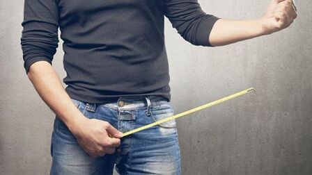 Messung des Penis vor seiner Erhöhung